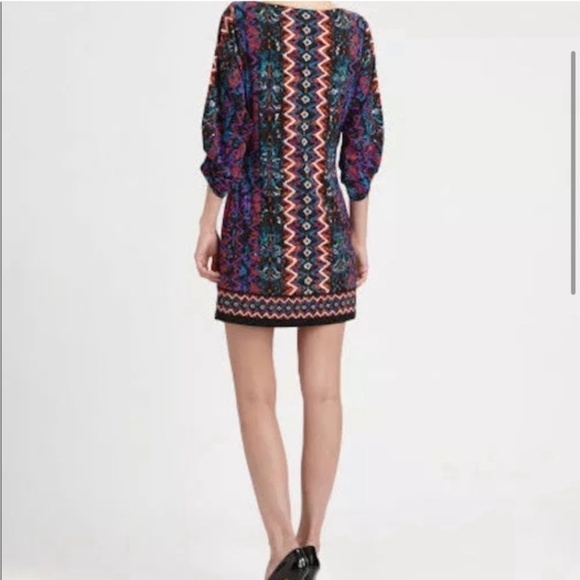 NWT Laundry Shift Dress Blue Jewel Multi Print Ruched 3/4 Sleeves Size 4 - Picture 3 of 10